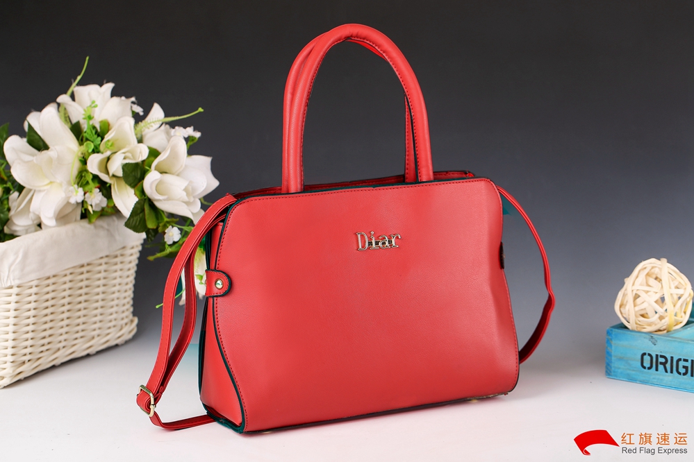 16553430621356.jpg 攝圖網_500766878_時尚女包(企業商用)_副本.jpg